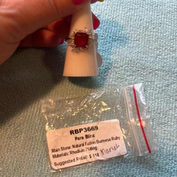 Ruby Ring - Picture 1 of 4